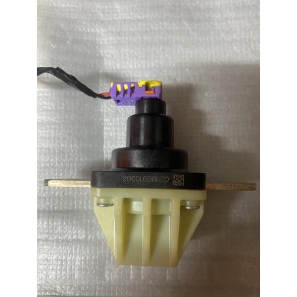 Actuator PSS-4 0080-P1-10.0017 Battery Pyrofuse Pyroswitch tháo xe vinfat
