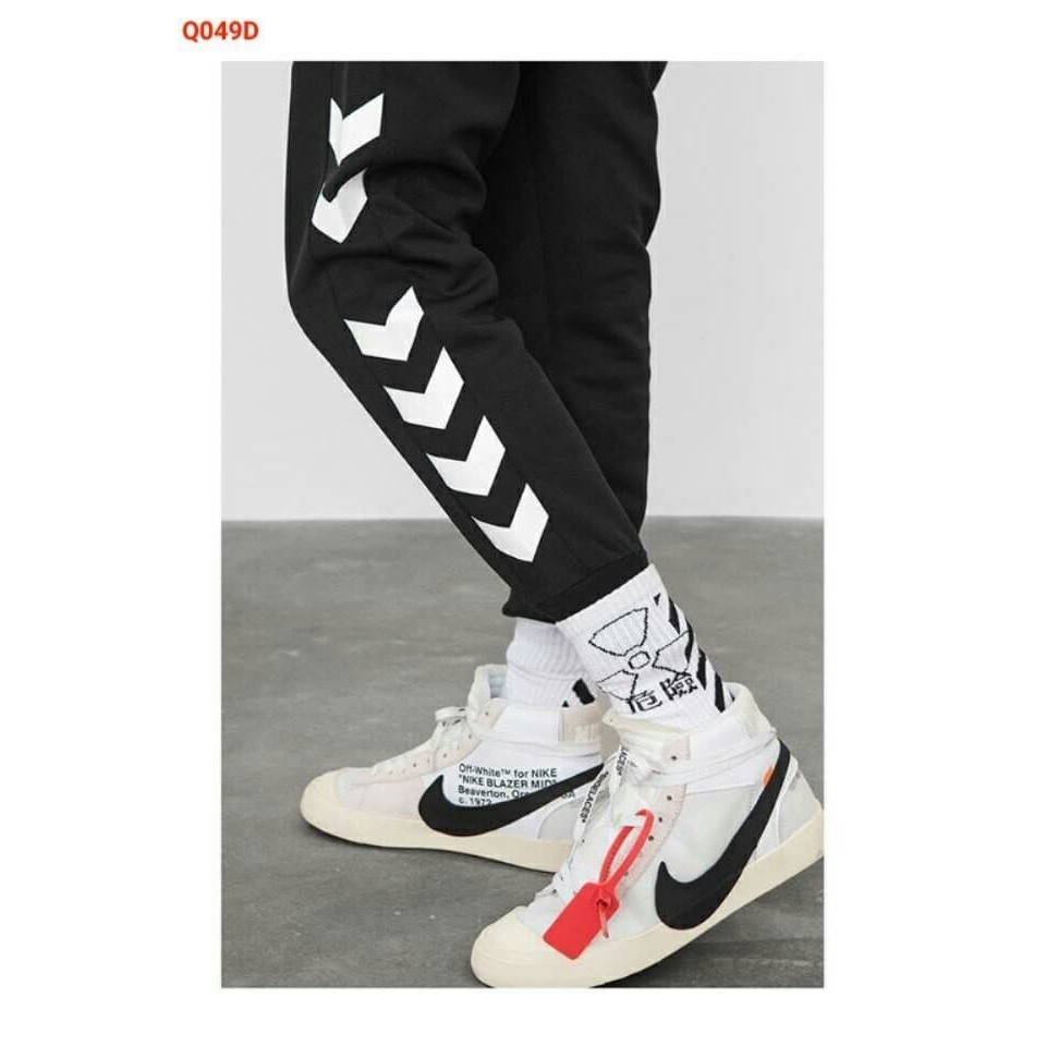 Quần jogger thể thao sọc mũi tên