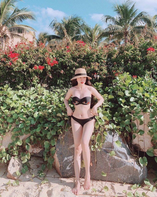[BKN224] <HÀN> SET BIKINI 3 MÓN ĐEN THÊU HOA KÈM CHÂN VÁY DÀI KIỂU HÀN (CÓ GỌNG) | BigBuy360 - bigbuy360.vn