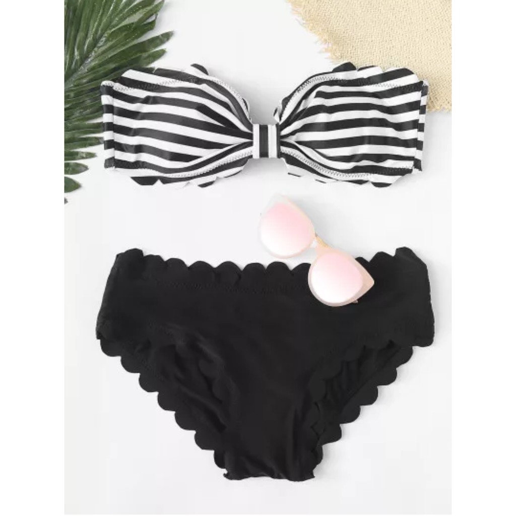 Bikini sọc đen trắng
