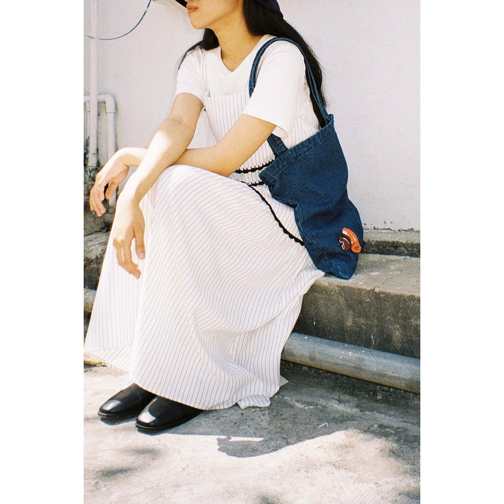 [Mã WABRHI5 giảm 15% đơn 599K] Chân váy dài phối viền len trên thân họa tiết sọc đen | BigBuy360 - bigbuy360.vn