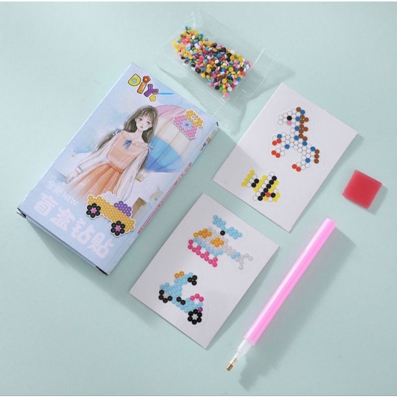 Hộp 4 hình  đính hạt đá sticker 3D mini cho bé mẫu bé gái mã Mdzz20668, Mzdd20668  có clip cách chơi