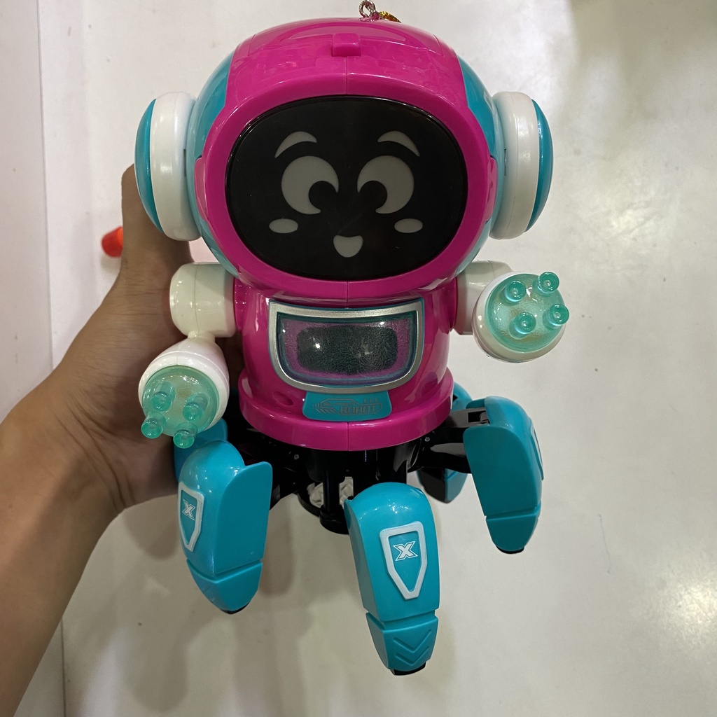 Đèn lồng Robot biết đi phát nhiều bài nhạc và có đèn sáng cho bé chơi Trung Thu
