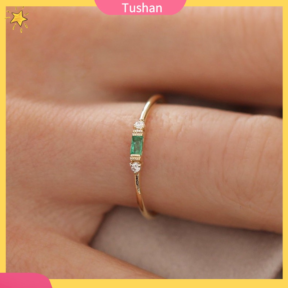 Nhẫn Đính Hôn Đính Đá Zircon Sang Trọng