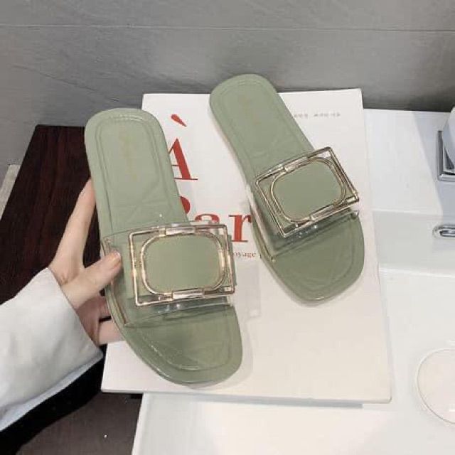 Dép khuy vuông siêu xinh