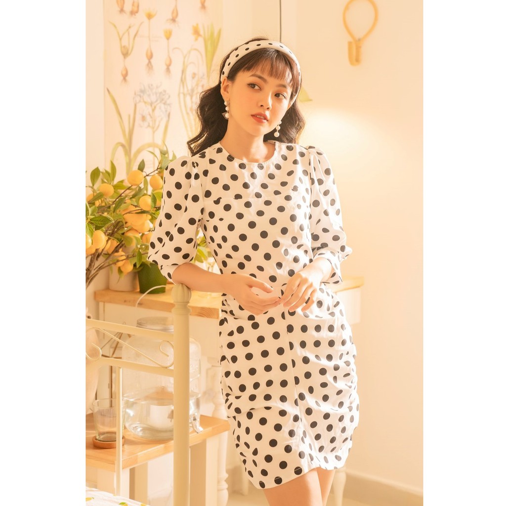 Ceci Cela - Đầm Narcis Chấm Bi Trên Gối