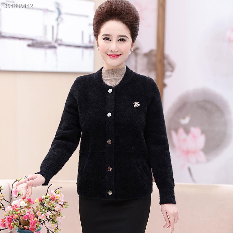 Middle-aged and elderly autumn and winter clothing imitation mink fleece sweater jacket women short middle-aged mothers knit cardigan loose Korean version