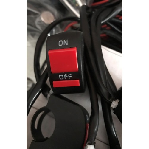Công tắc On - Off gắn ghi đông
