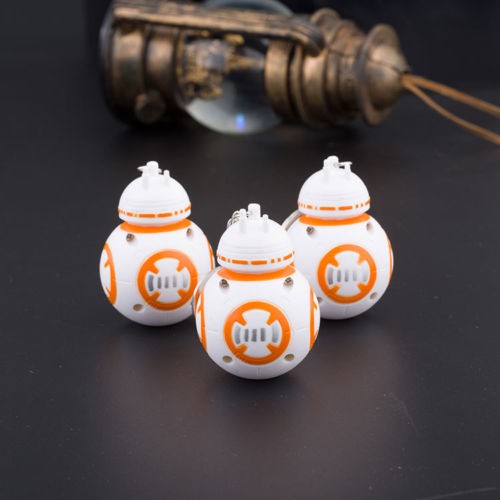 Móc khóa robot Star War BB-8 có đèn LED mới lạ