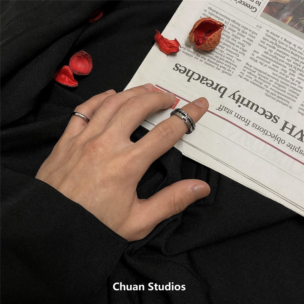 Nhẫn Titan Thời Trang Đường Phố Cổ Điển Cá Tính Cho Nam Nữ