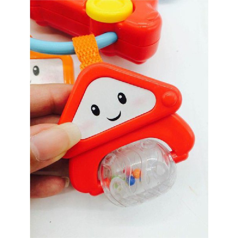 Xúc xắc gặm nướu hình ô tô có nhạc WINFUN  0628 -  treo xe đẩy, nôi cũi - đồ chơi cho bé từ 0 tới 12 tháng