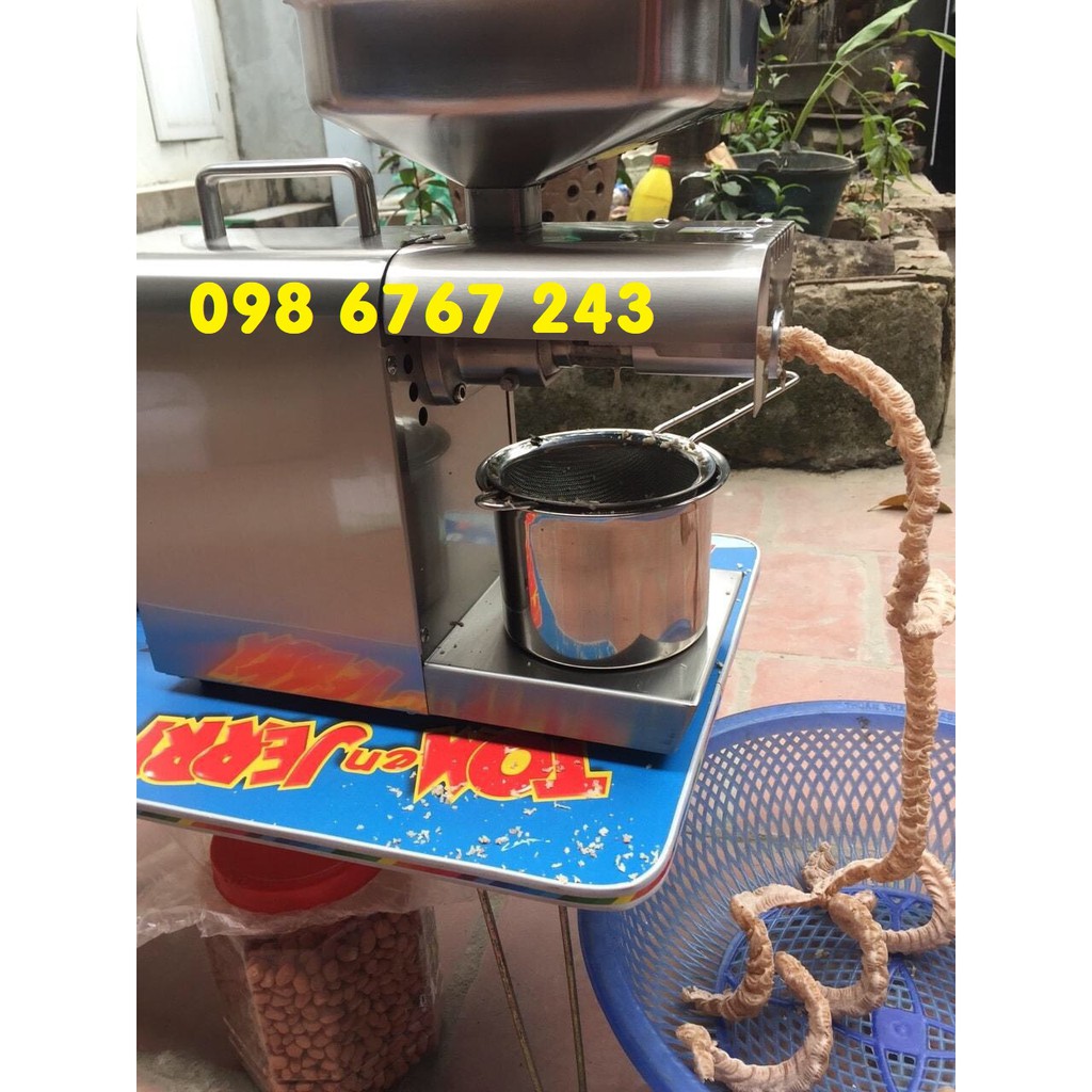 Máy ép dầu GD08 ép các loại hạt nông sản như lạc, vừng, bơ, dừa.....- Hàng hãng bảo hành 12 tháng.