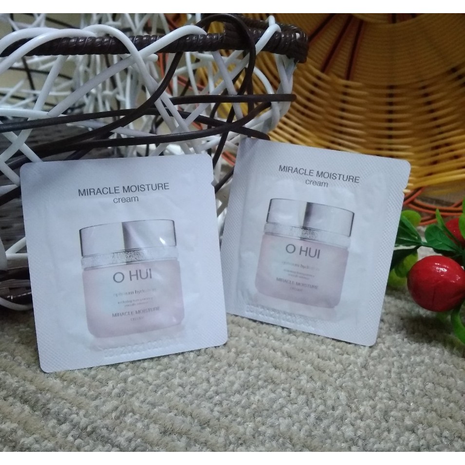 Combo 5 gói Sample Kem dưỡng ẩm trắng da láng mịn Ohui miracle moisture cream