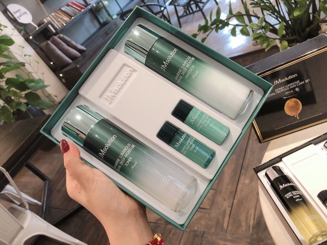 Bộ Dưỡng da JM Solution 4 món - Auth