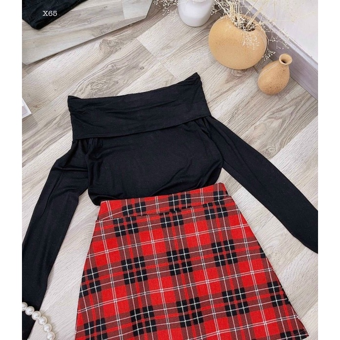 Set áo đen bẹt vai tay dài + chân váy chữ A caro đỏ Đầm đi chơi dạo phố du lịch dễ thương hotgirl tk sang trọng