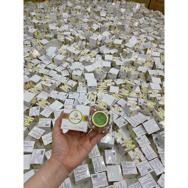 KEM FACE TRÀ XANH THẢO DƯỢC