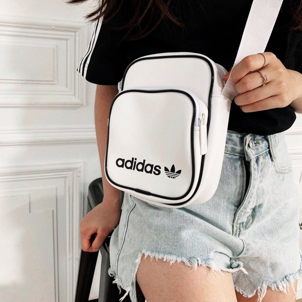 Túi Đeo Chéo Adidas Trắng Vintag Mini Bag Classic White  Full Tag Code