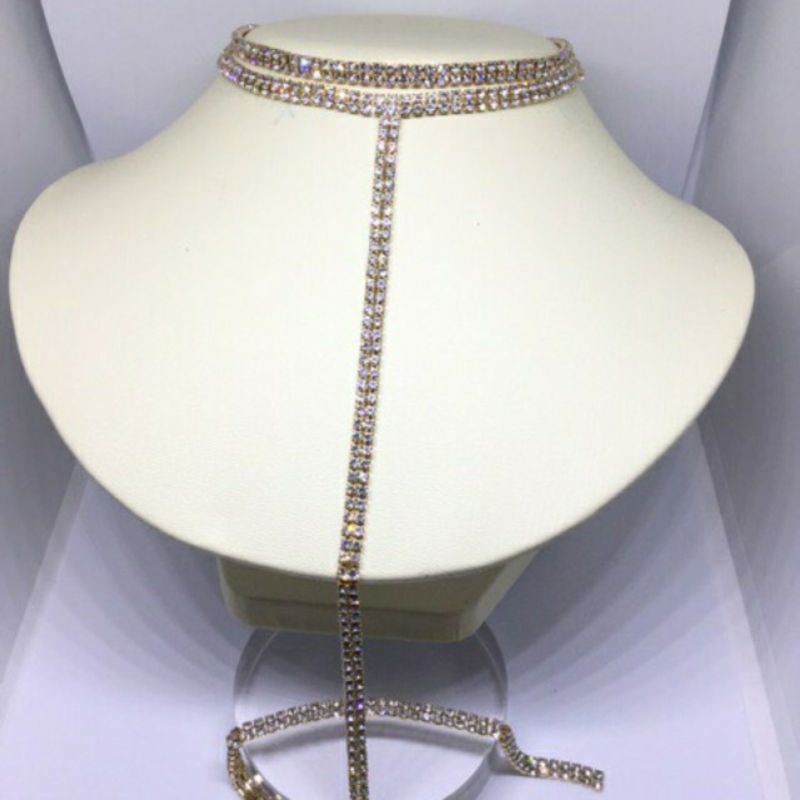 vòng cổ chocker gắn đá sang chảnh