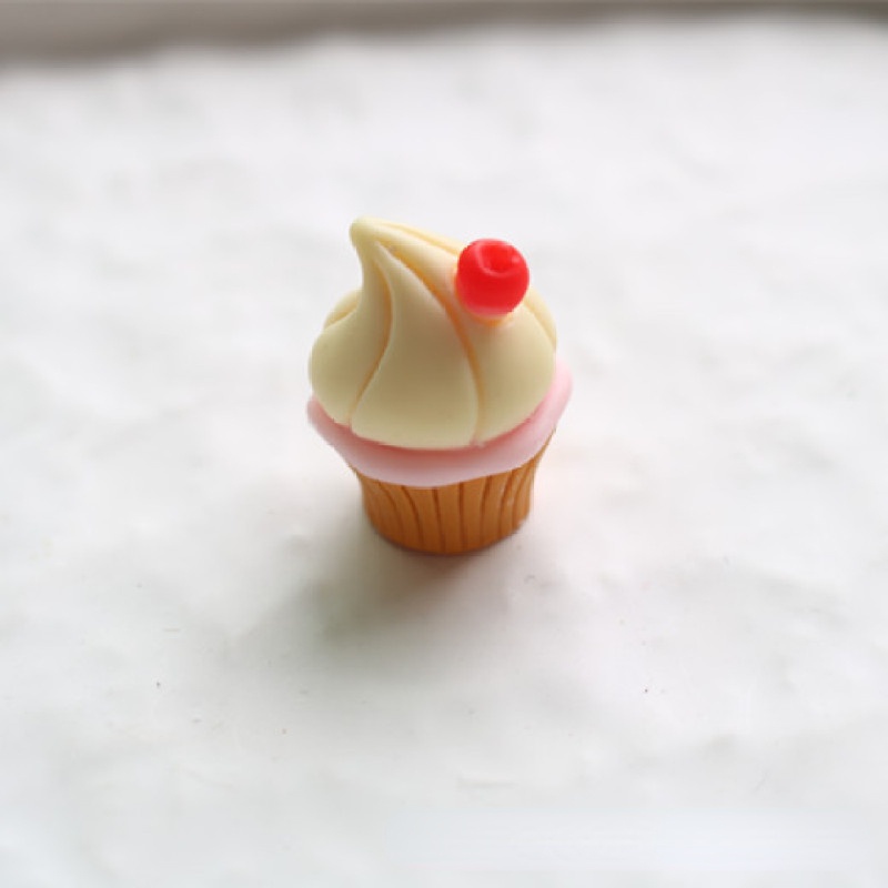 Set 10 Phụ Kiện Trang Trí Điện Thoại Hình Bánh Cupcake 3D Bằng Nhựa Resin