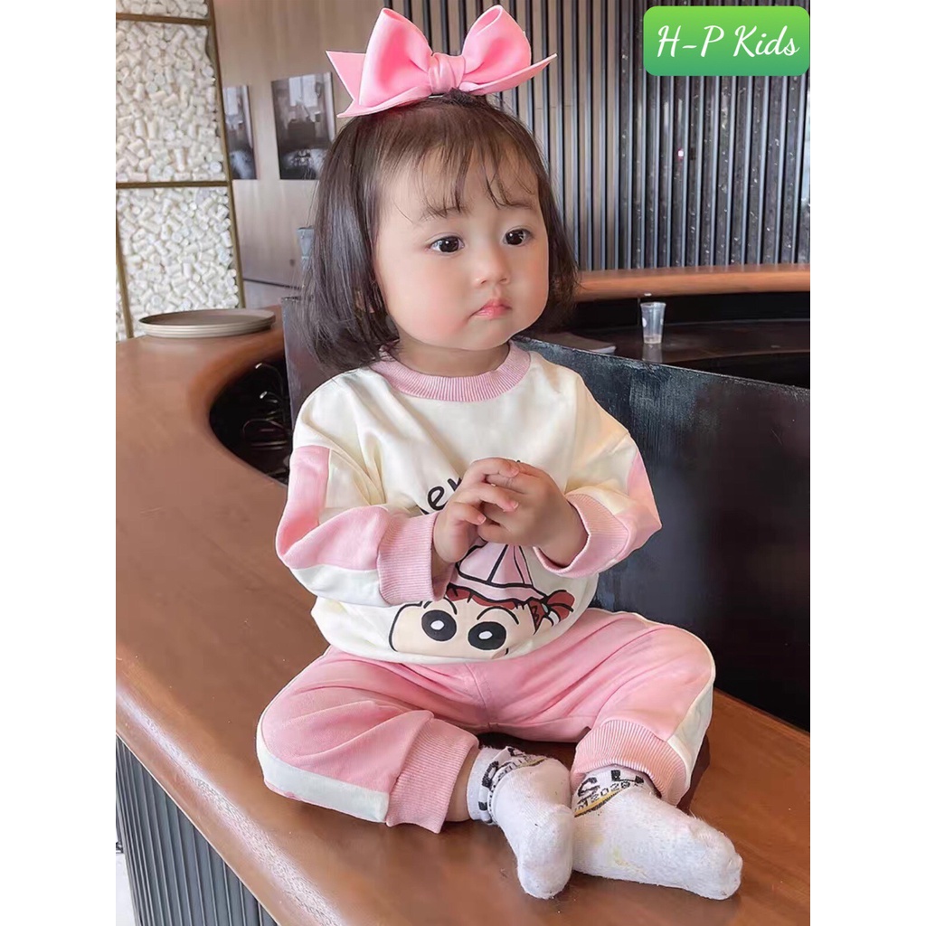 Sét thu đông bé gái