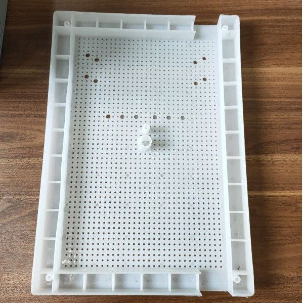 Bảng điện nhựa loại dày kích thước 24 x 34 x 2,3 cm