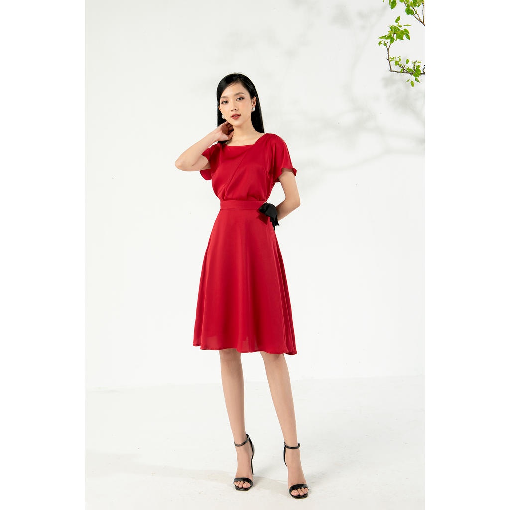 Sét Bộ Áo Cộng Chân Váy MMOutfit M-SB031220005