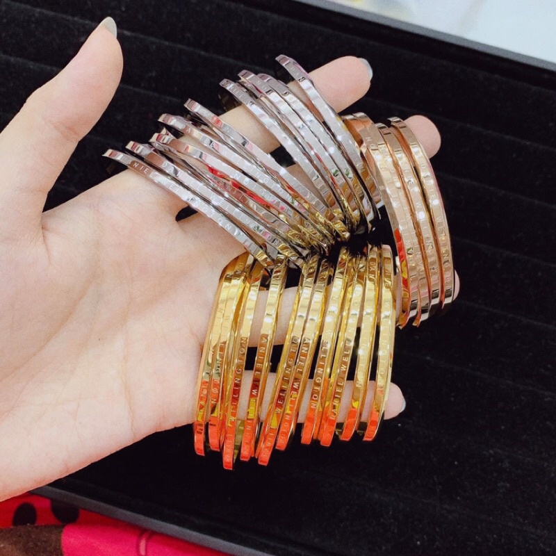 Vòng DW cuff,lắc tay đôi tình yêu ,vòng tay titan không gỉ khắc tên theo yêu cầu
