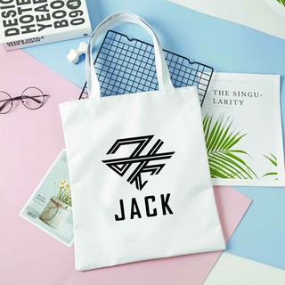 Túi tote vải đeo vai đen trắng in logo Jack J97
