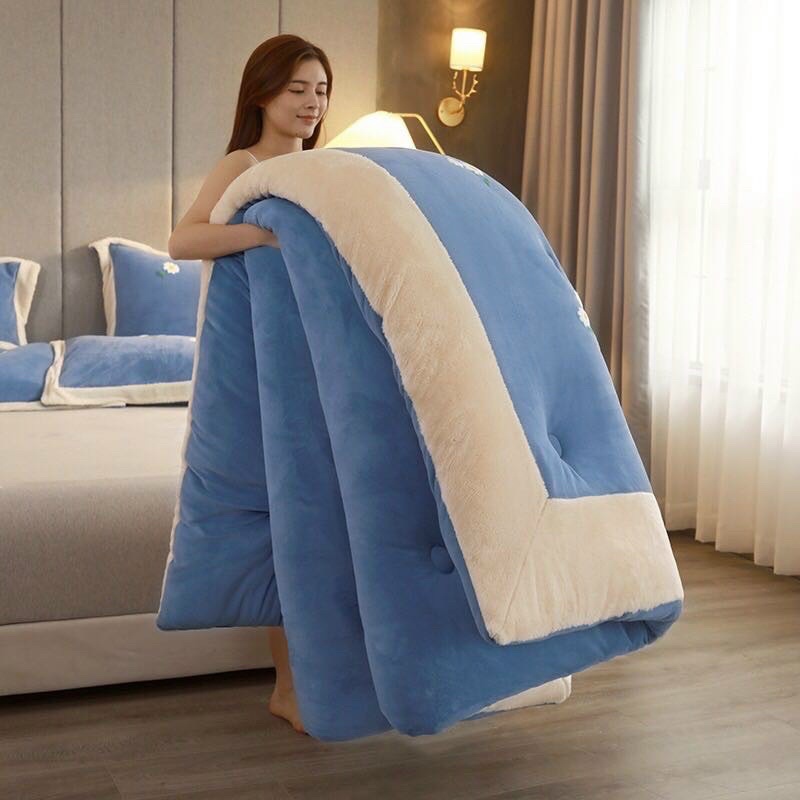 Chăn Lông Thỏ Thêu Hoa Cúc_Siêu Giữ Nhiệt_Hàng Nhập Khẩu Nguyên Tem Mác