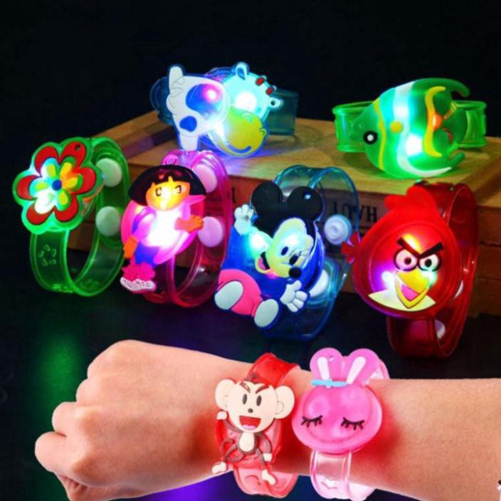 [FREESHIP 50K] Đồng hồ đeo tay trẻ em có đèn LED phát sáng - Vòng tay phát sáng - Đồ chơi đáng yêu cho bé