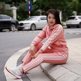 Bộ thể thao adidas , bộ adidas nữ quần ống suông. made in cambodia
