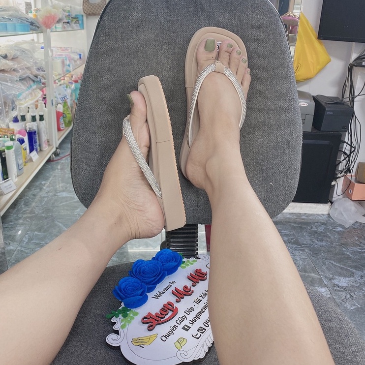 Tông bánh mỳ siêu êm chân, Dép xỏ ngón đính đá đế bánh mỳ cực xinh và êm, tôn dáng và sang chảnh