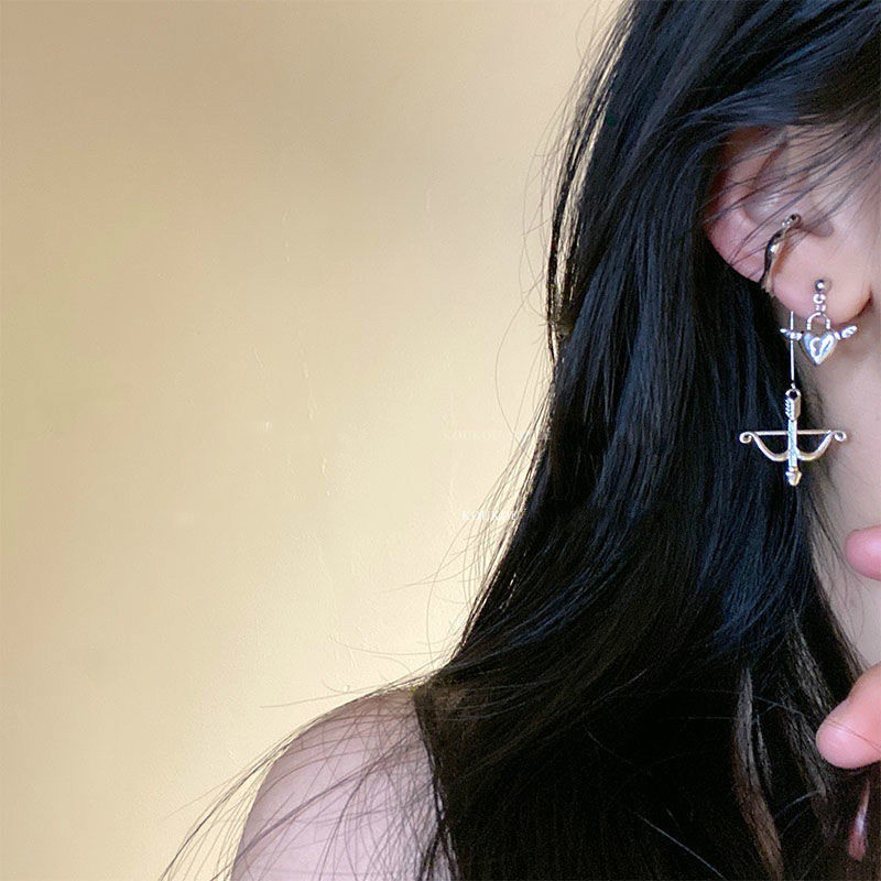 Khuyên kẹp vành tai bằng kim loại hình thần tình yêu không cần đục lỗ đơn giản cá tính 191081