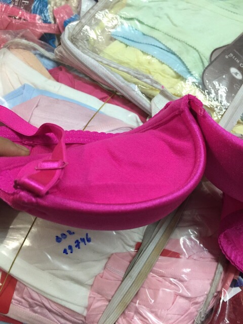 Áo ngực siêu nâng Thái mẫu trơn 59k