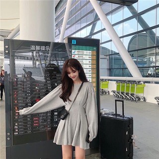 váy xếp li eo