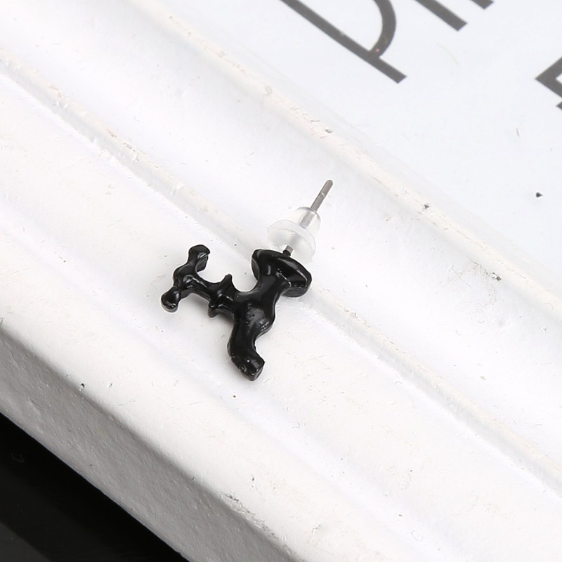 Khuyên Tai Hình Vòi Nước Độc Đáo Cá Tính Phong Cách Gothic