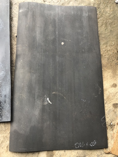 Sản phẩm gia đình làm: Tấm chắn bùn kích thước 60x100cm chất liệu băng tải
