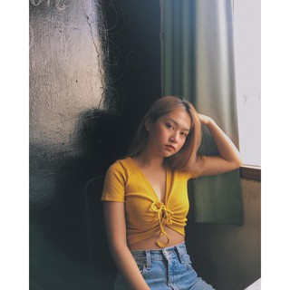 Áo Croptop Nơ Khoen Tròn
