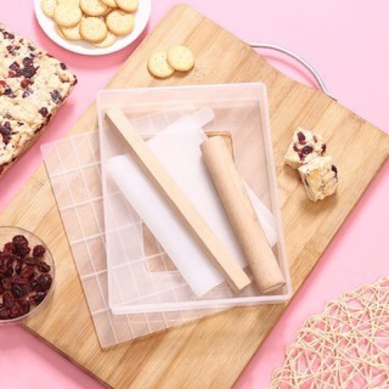 Khuôn làm kẹo Nougat 60 viên (có hộp)