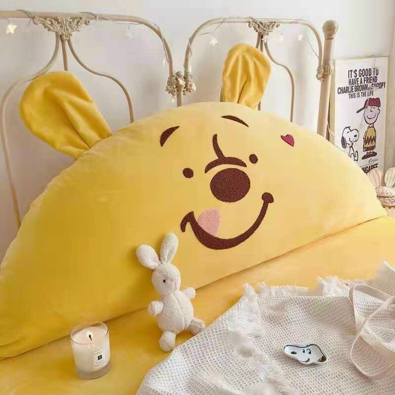 Gối Tựa Kê Đầu Giường Trang Trí Gấu POOH Dài 1m5