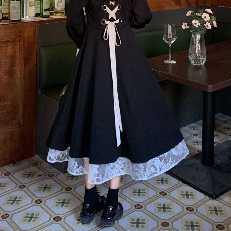 Đầm Cổ Vuông Nữ Dài Màu Đen Viền Ren Bigsize Phong Cách Cung Điện Pháp Váy Vintage Tiểu Thư