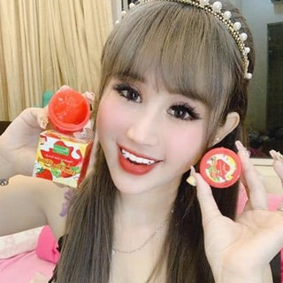 Tẩy tế bào chết dâu tây rừng