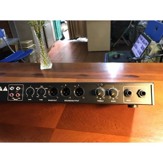 VANG SỐ CHỈNH CƠ DBX-DSP 100