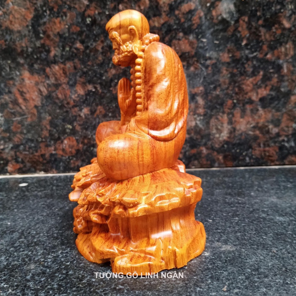 Tượng đạt ma ngồi thiền đế tùng