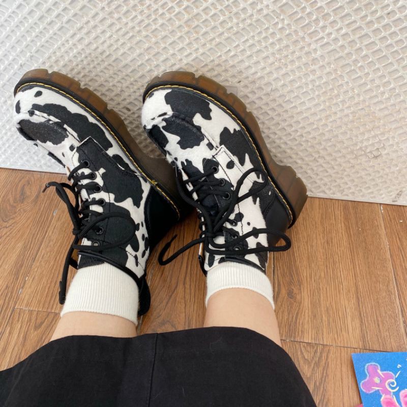 (SẴN) Boots ulzzang họa tiết bò sữa B78 | BigBuy360 - bigbuy360.vn