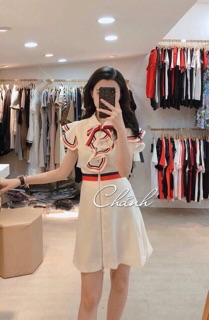 Váy gucci cổ bèo