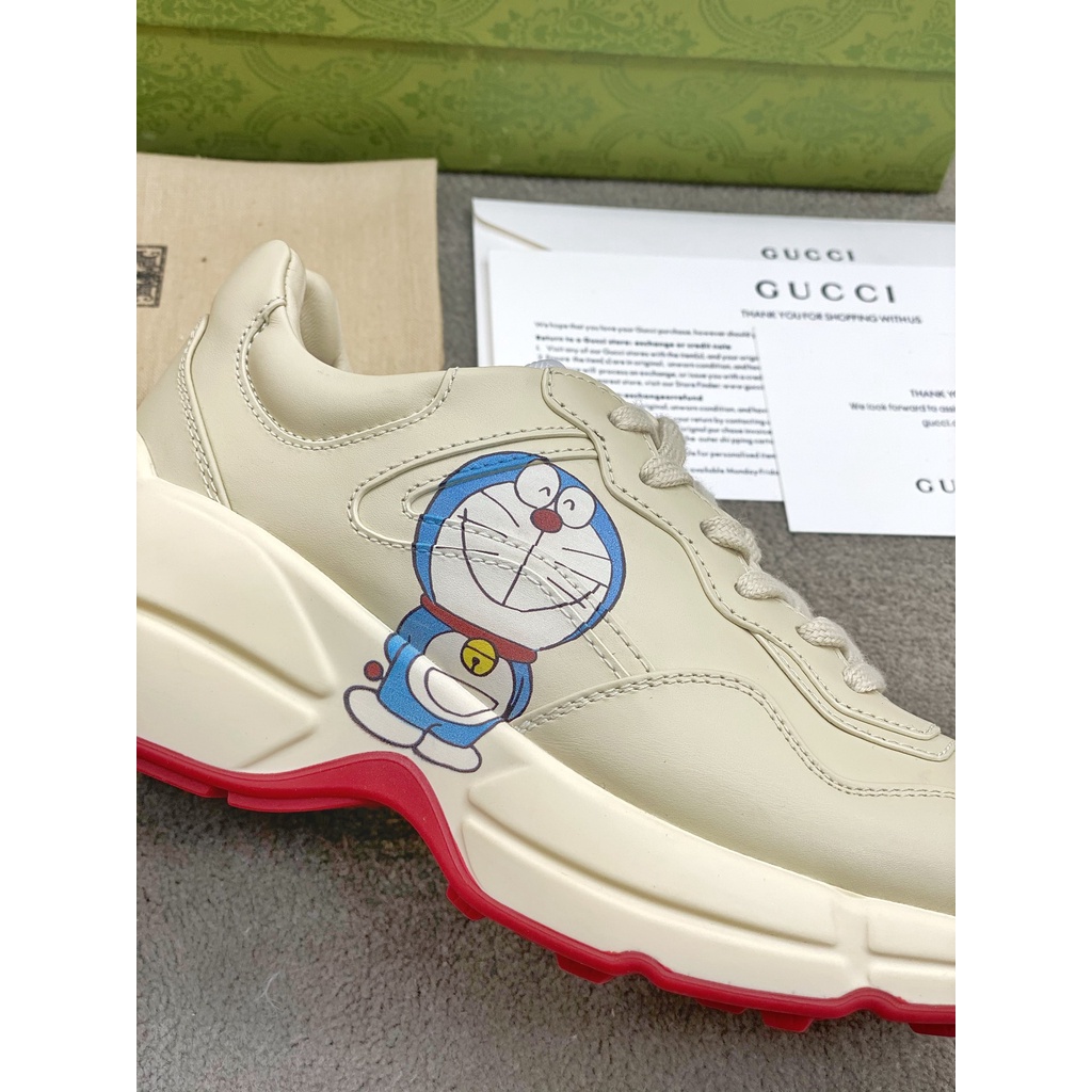 Giày sneaker da thật thời trang cao cấp Gucci GG GC thiết kế in hình doraemon, phong cách trẻ trung