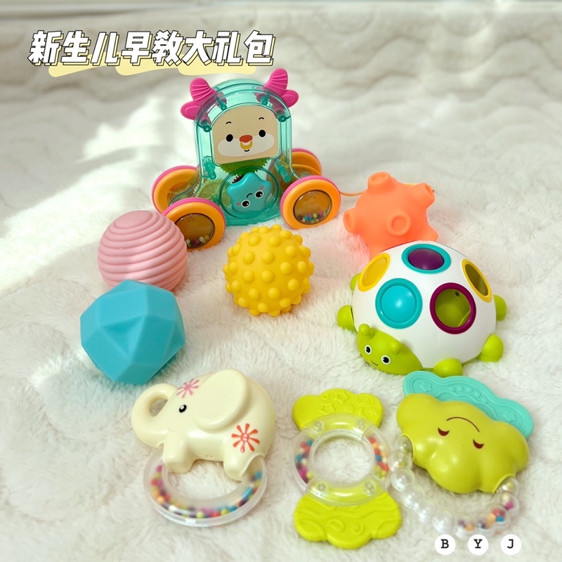 Set xúc xắc , bộ gặm nướu, bóng mềm phát triển tư duy, thính giác 9 chi tiết