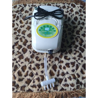 Máy Sục KHí Oxy AC và DC tích điện Yl 3200 tặng kèm phụ kiện dây vs đá dùng 7-14 tiếng ( tặng kèm dây vs đá)