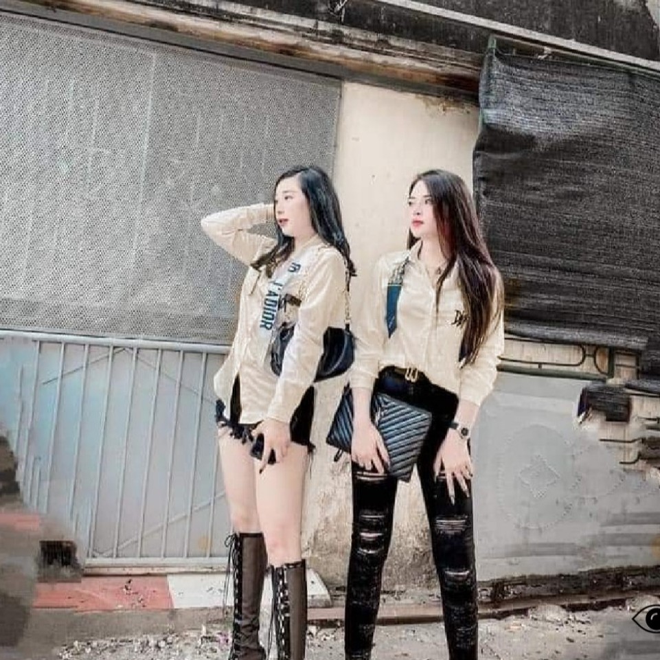 [Mã FAMAYWA giảm 10K đơn 50K] Áo Sơ Mi Tag Nơ Cổ Thêu Chữ Túi Ngực | BigBuy360 - bigbuy360.vn